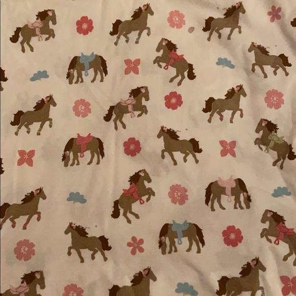 Circo Pretty Horses Twin Reversible Quilt - Picture 3 of 5